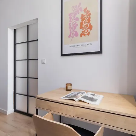 Beautiful Steam Park With Parking Old Town Cracow By Renters Apartment *