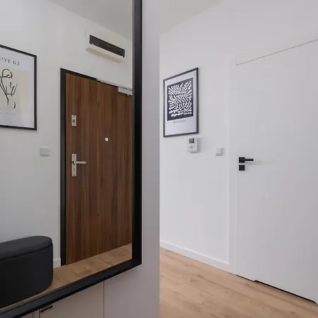 Beautiful Steam Park With Parking Old Town Cracow By Renters Apartment *